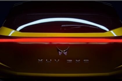 The Mahindra XUV 3XO is a recently launched (April 29, 2024) facelift of the popular Mahindra XUV300 compact SUV.